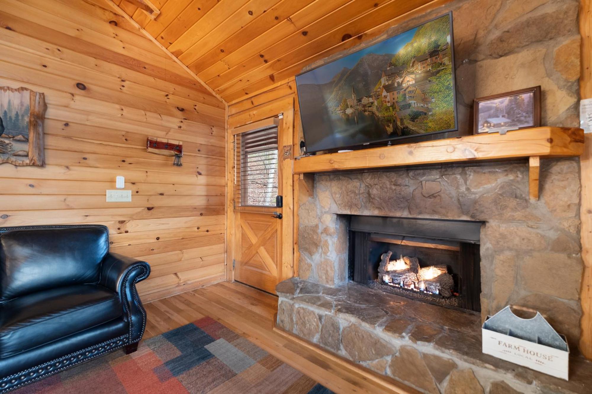 Private Smoky Mountain Luxury Log Home With 2 Fireplaces, Hot Tub & Community Pool Sevierville Exterior foto